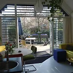 B&B Bij Ons Achterom Loon Op Zand Apartment *